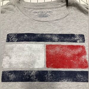 Tommy Hilfiger Boy’s XL Tshirt